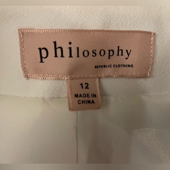 White Blazer with Bell Sleeves and Open Front - Picture 7 of 7